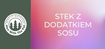 Stek z dodatkiem sosu chimichurri Stek z dodatkiem sosu chimichurri