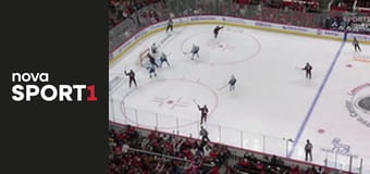 NHL: Carolina Hurricanes - Vancouver Canucks