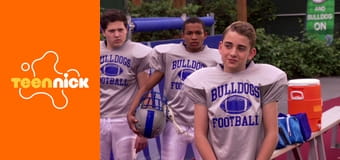 Bella i Buldogi S2E1 - Sprawa skrzydłowego