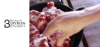 Енчилади с волска опашка с бурбон и гуахильо