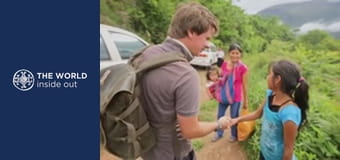 Nekonečné plantáže koky a opekané morské prasiatko na špíze. Bolívia.