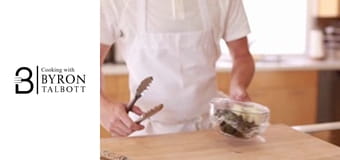 Торти с морски дарове и месо с печени праскови и сметана