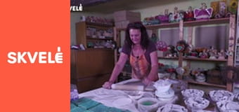 V Rukách vyrobené - Výroba keramického kvietku