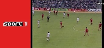 Labdarúgás - Nottingham - Hamburg