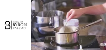 Салата със сьомга и кускус Салата със сьомга и кускус