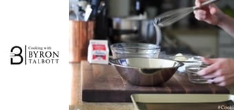 Макарон с коледна захарна пръчица Макарон с коледна захарна пръчица