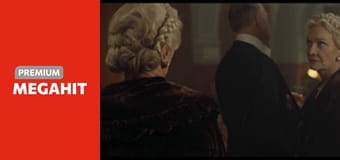 Chlapec v pruhovanom pyžame