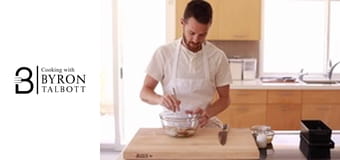 Сандвич със сладолед и бананов хляб Сандвич със сладолед и бананов хляб