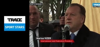 The Challenge E12 - Climbing