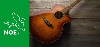 Mezi pražci - Listopad 2025