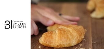 Панини със сладки кроасани Панини със сладки кроасани