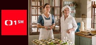 Hotel na pobřeží E2