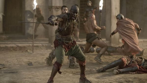 Spartacus: Războiul celor blestemaţi (2010) - 1 sezon 13 episod