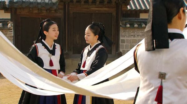 The Moon Embracing the Sun (2012) - 1 season