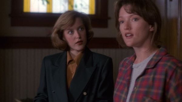The X-Files (1993) – 1 season 6 episode