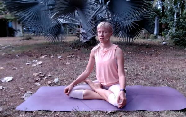 Urban yoga - утренняя йога и медитация (2021) – вечерняя медитация, день 10