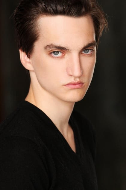 Филми с актьора Richard Harmon