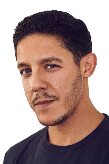 Filmy s tímto hercem Theo Rossi