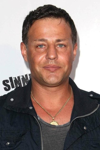 Filmy s tímto hercem Louis Mandylor