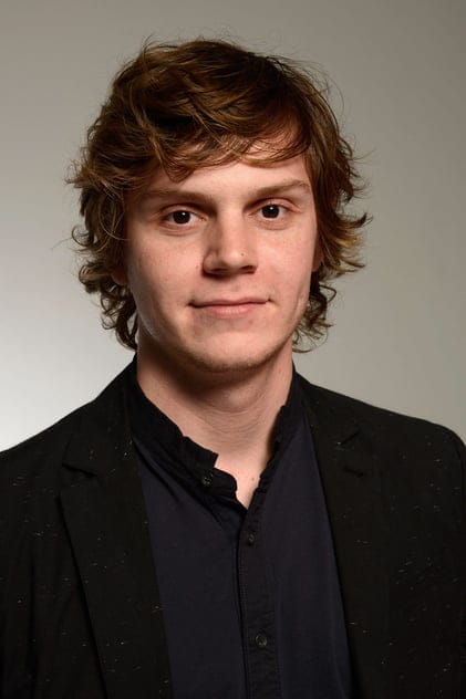 Filmy s tímto hercem Evan Peters