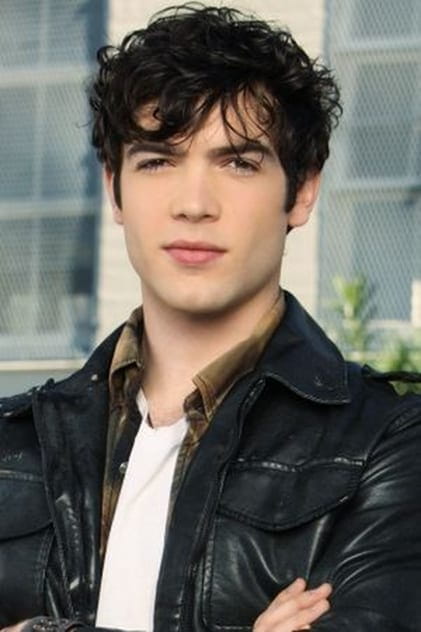 Filmek a színésszel Ethan Peck