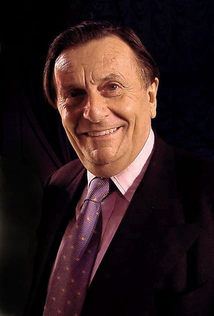 Filmy s tímto hercem Barry Humphries