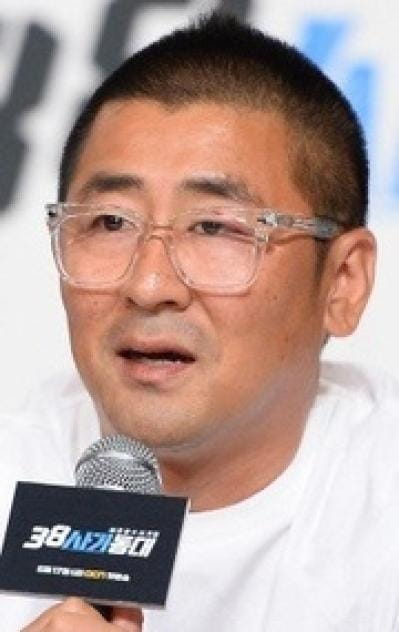 Films with the actor Han Dong-hwa
