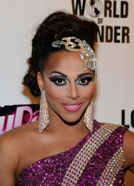 Filmek a színésszel Shangela Laquifa Wadley