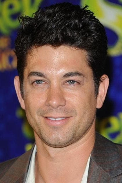 Aktyor ilə olan filmlər Adam Garcia