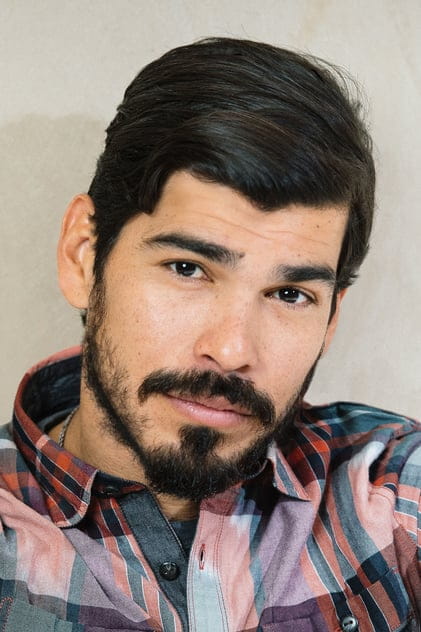 Aktyor ilə olan filmlər Raúl Castillo