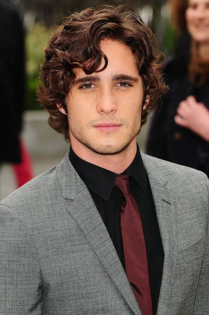 Filmy s tímto hercem Diego Boneta