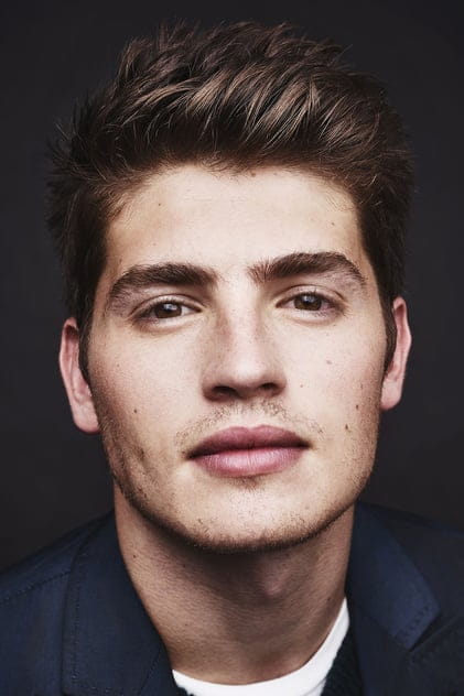 Filme mit einem Schauspieler Gregg Sulkin