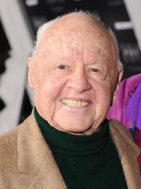 Filmy s tímto hercem Mickey Rooney