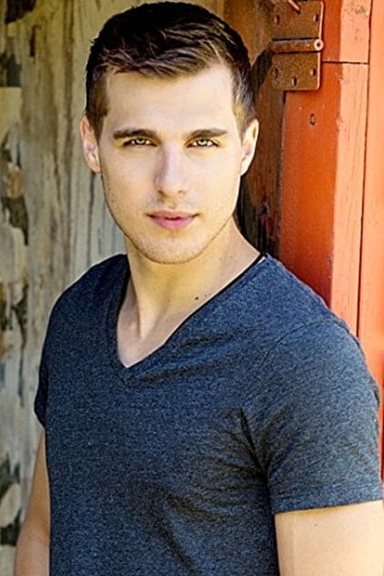 Filmy s tímto hercem Cody Linley