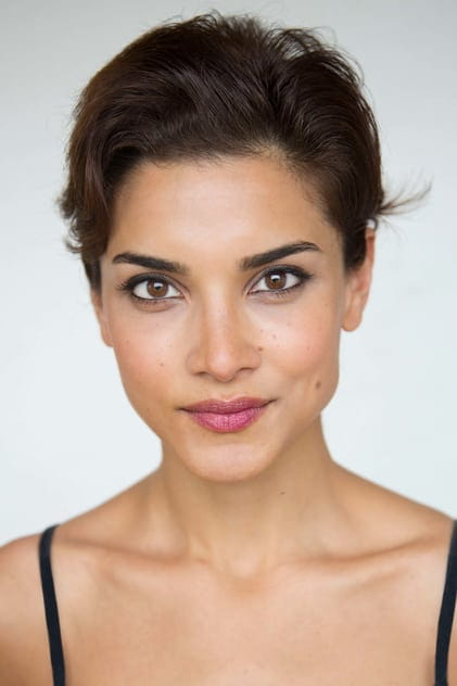 Filmek a színésszel Amber Rose Revah