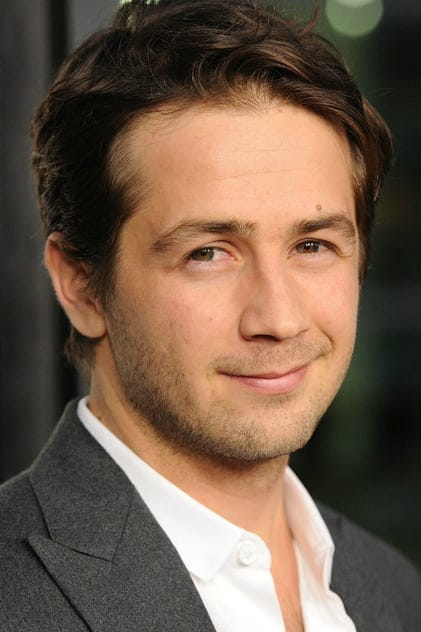 Filmy s tímto hercem Michael Angarano