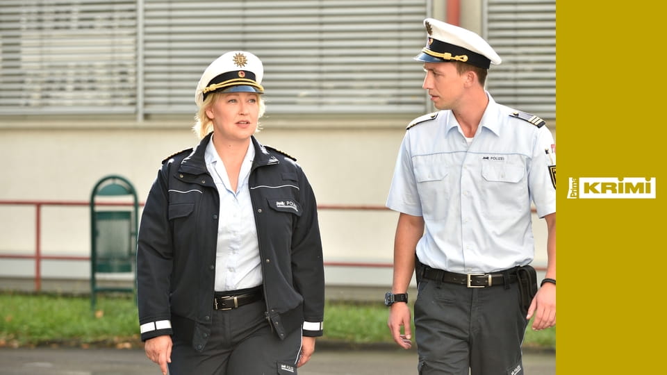 Pobřežní stráž S2E2 - Hon na pštrosa