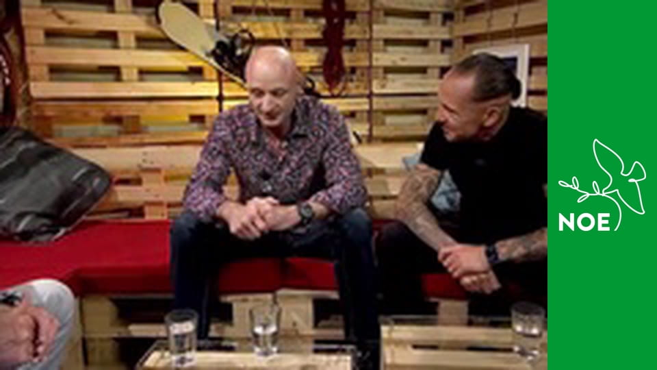 Outdoor Films se Simonem Pelikánem a Miroslavem Haluzou - Pralesy a džunglemi k domorodým kmenům