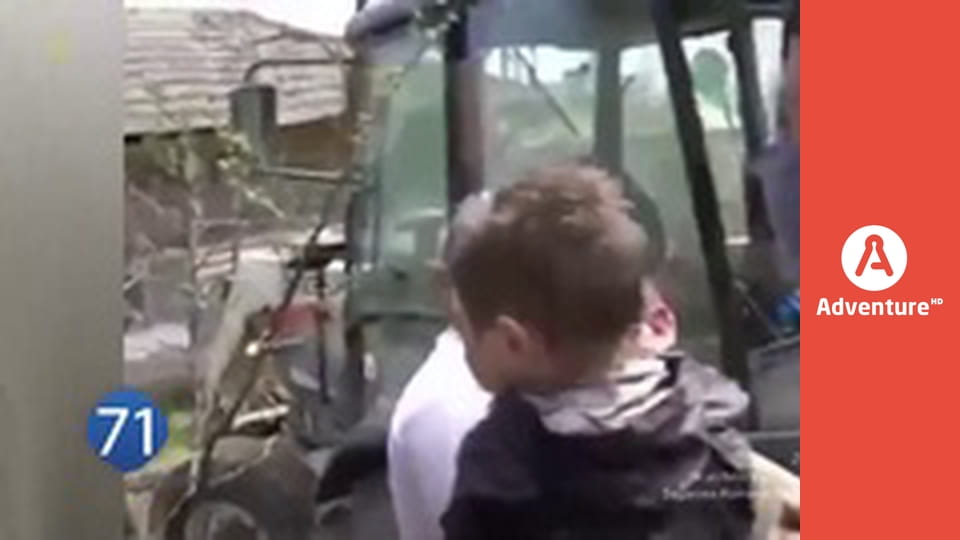 77 TV E4 - Cudem uratowani