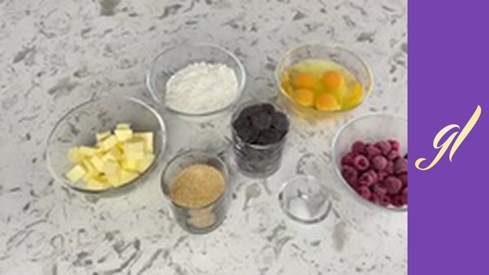 Cupcakes, pies, rolls and tarts with various fillings. Episode 21