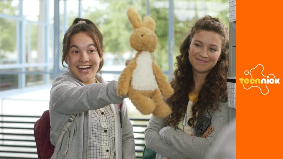 Zagadki rodziny Hunterów S4E1 - Niespodziewany gość