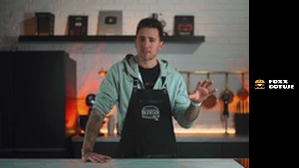 DWA NAJLEPSZE CHICKEN BURGERY ŚWIATA - Buffalo vs Nashville Hot Chicken