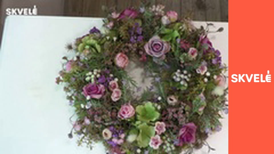 V Rukách vyrobené - Aranžovanie romantického venca
