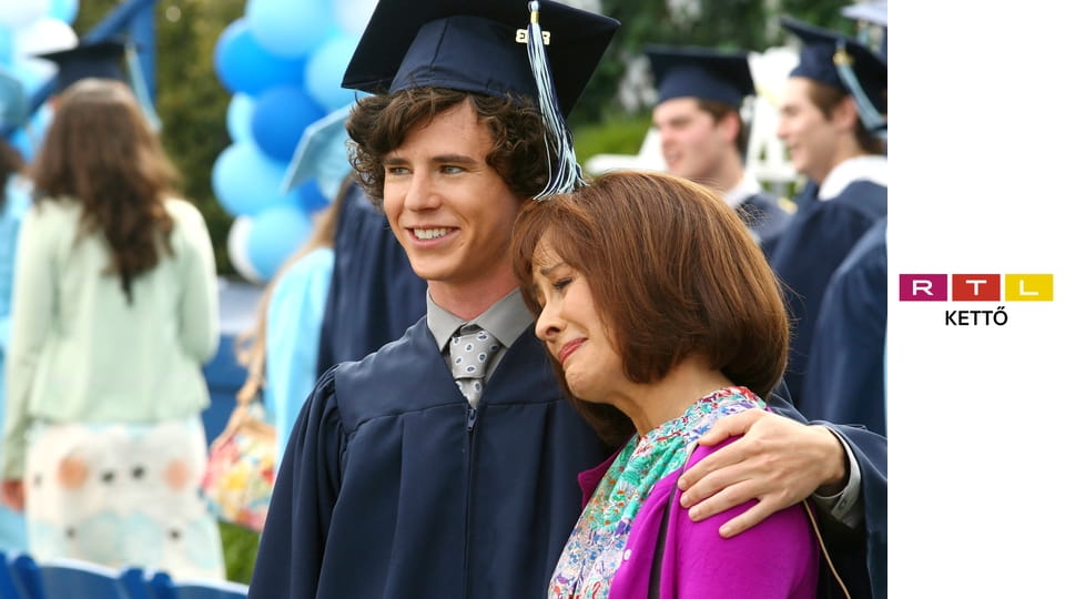 A semmi közepén S8E21 - Meglepetés videó