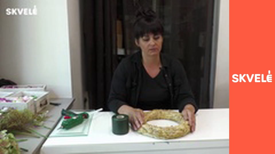 V Rukách vyrobené - Aranžovanie romantického venca