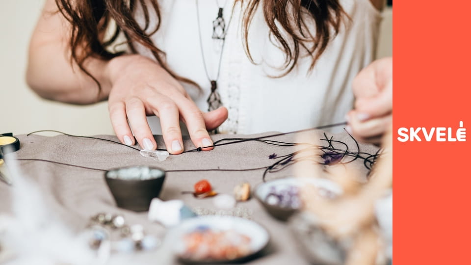 V Rukách vyrobené - Aranžovanie romantického venca