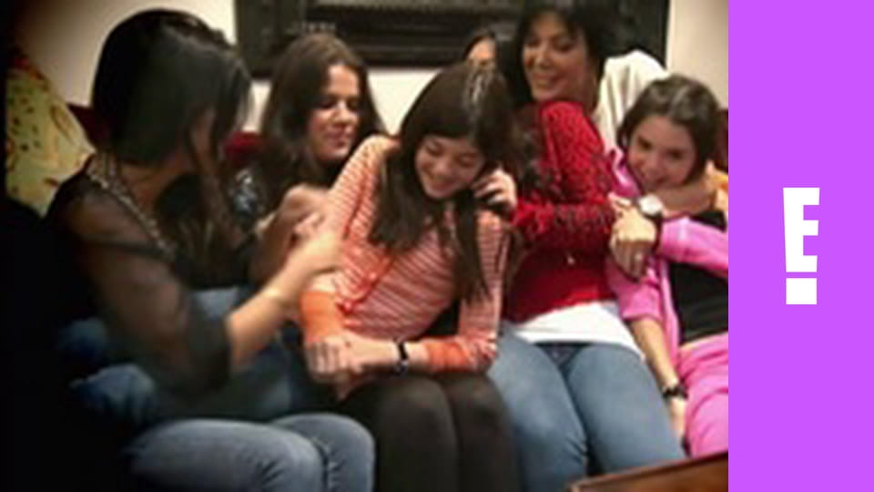 Keeping Up with the Kardashians S17E8 - Rumor Has It