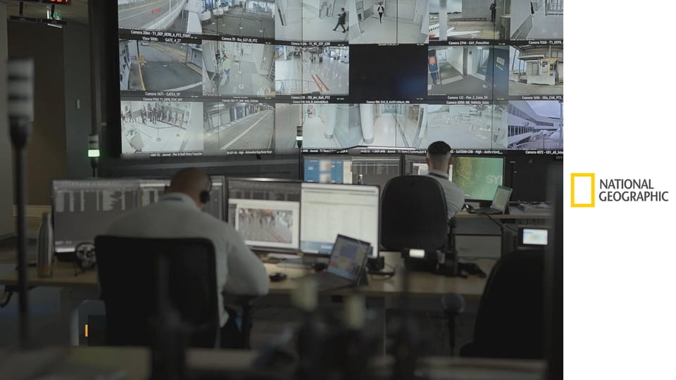 Внутри аэропорта Сидней S1E10 - Белоснежное Рождество