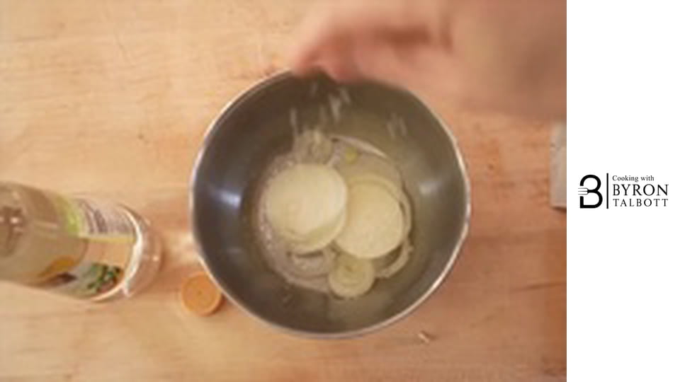 Стек с лимон и черен пипер, и препечен хляб с авокадо