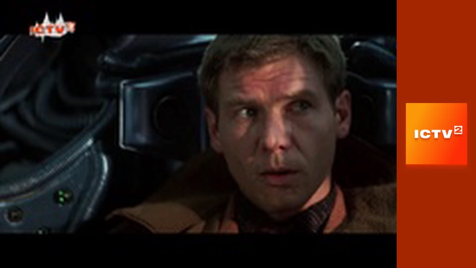 Х/ф "Той, хто біжить по лезу".